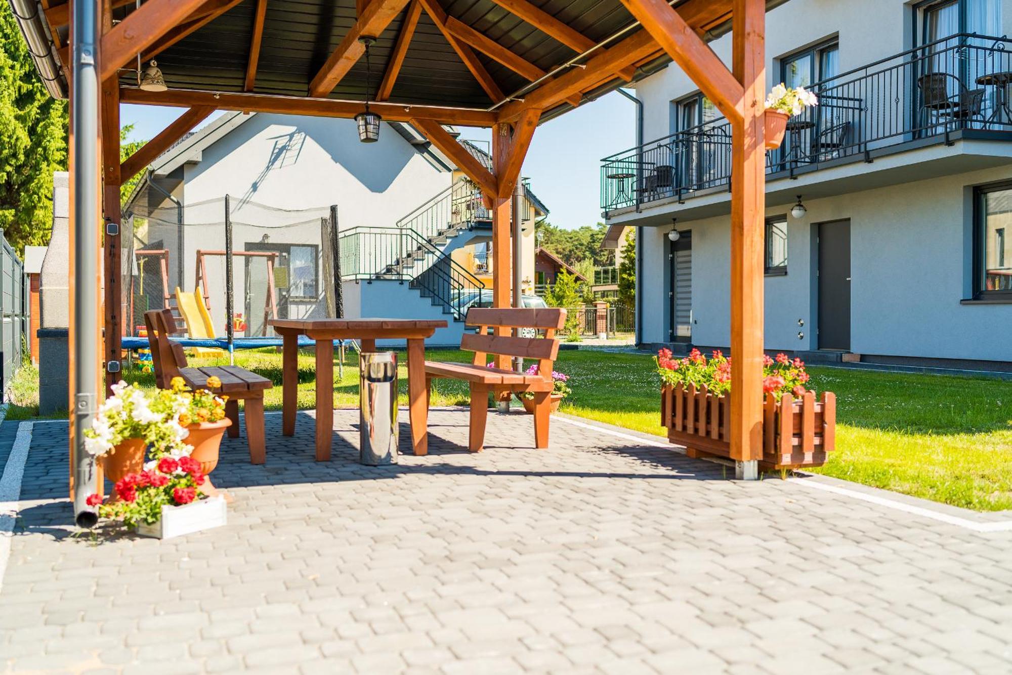 Magnolia Pokoje I Apartamenty Dębki 外观 照片